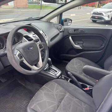 2013 Ford Fiesta SE