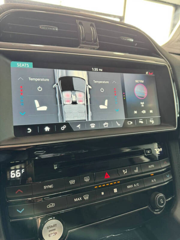 2020 Jaguar F-PACE 25t Prestige