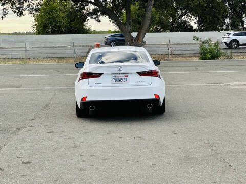 2016 Lexus IS 200t