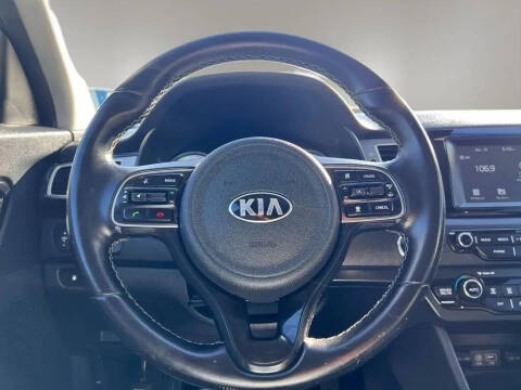 2017 Kia Niro EX