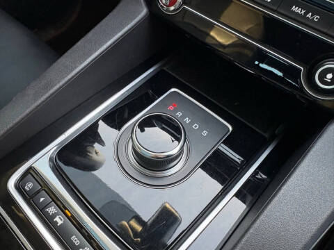 2020 Jaguar F-PACE 25t Premium