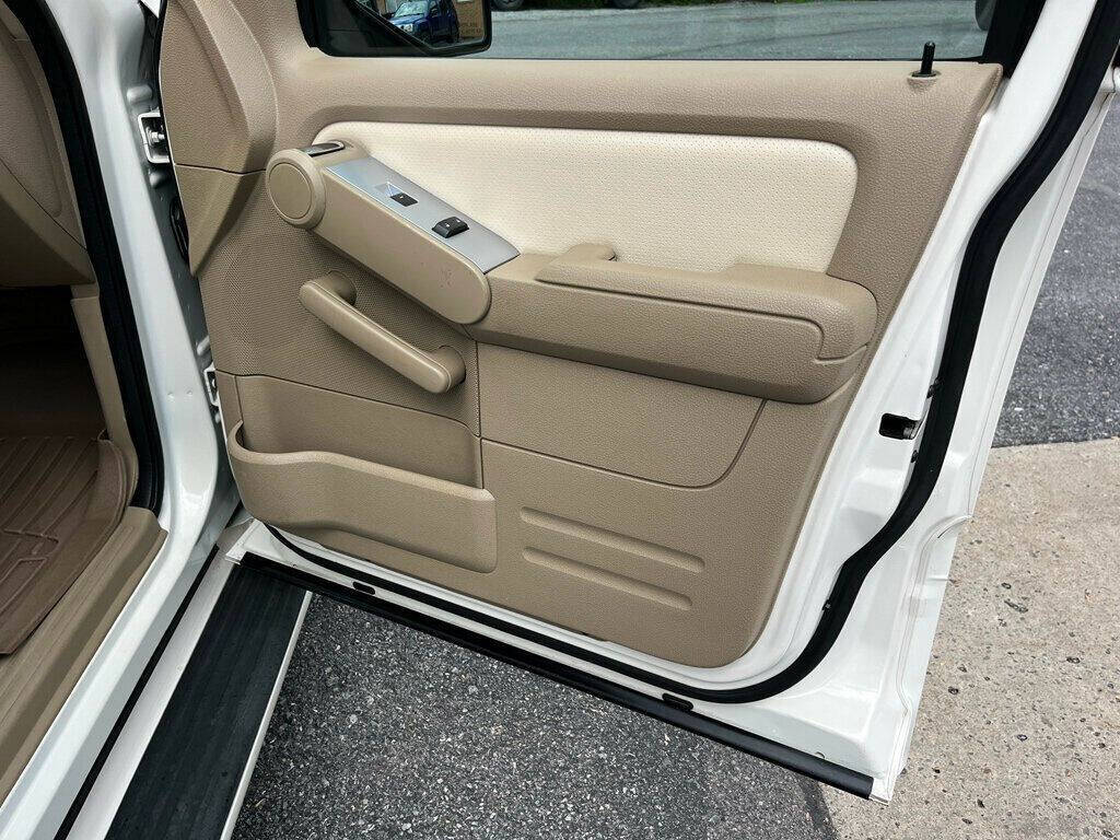 2007 Mercury Mountaineer 36