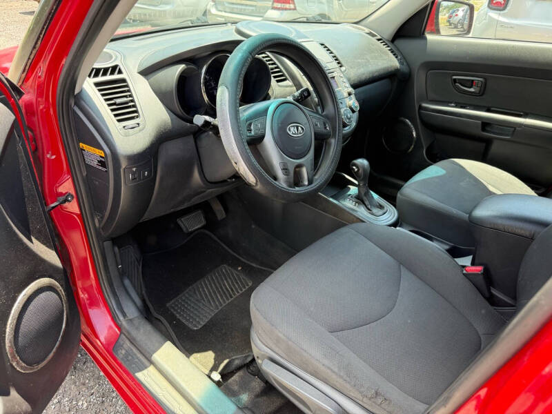2011 Kia Soul +