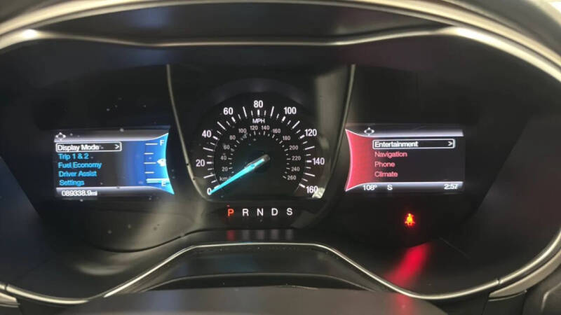 2016 Ford Fusion SE