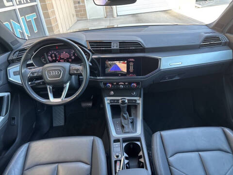 2020 Audi Q3 quattro S line Premium 45 TFSI