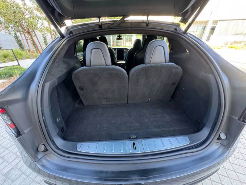 2021 Tesla Model X Long Range Plus