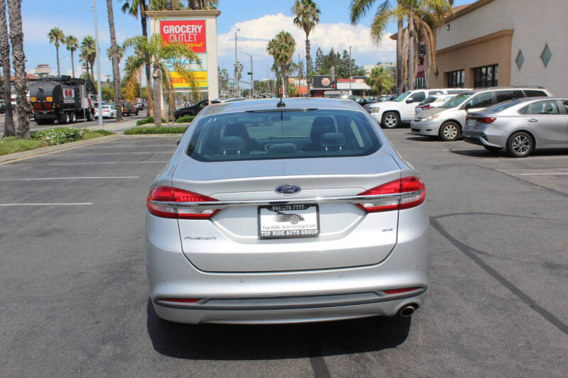 2017 Ford Fusion SE