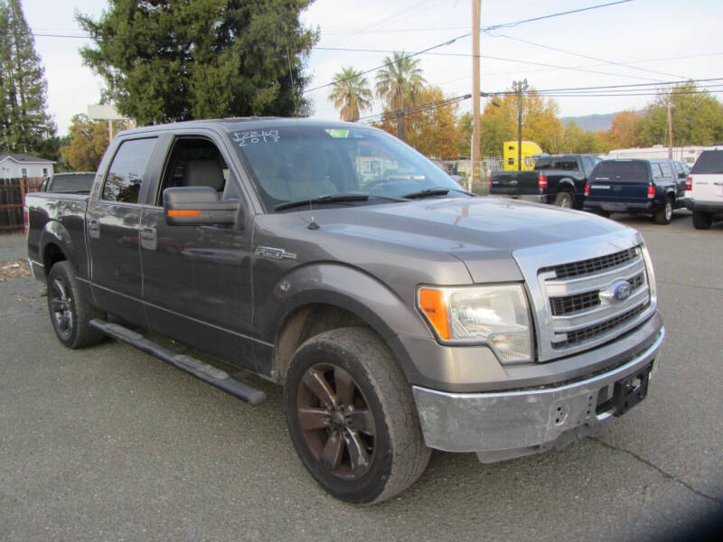 2013 Ford F-150 XLT's photo