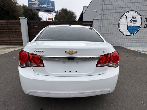2013 Chevrolet Cruze 1LT Auto