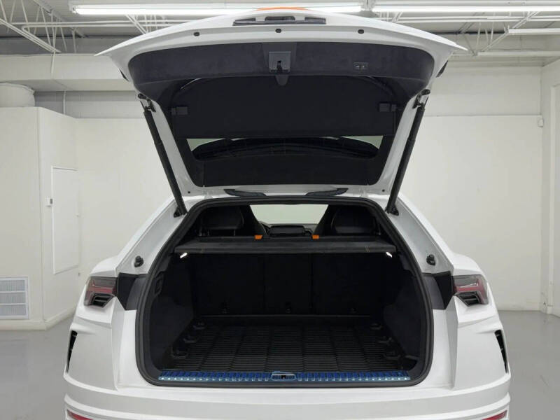 2022 Lamborghini Urus