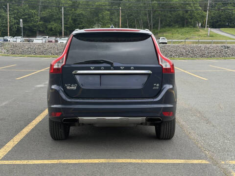 2014 Volvo XC60 T6 Premier Plus