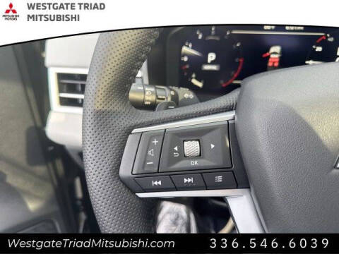 2025 Mitsubishi Outlander SE