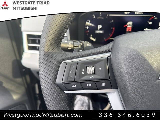 2025 Mitsubishi Outlander SE