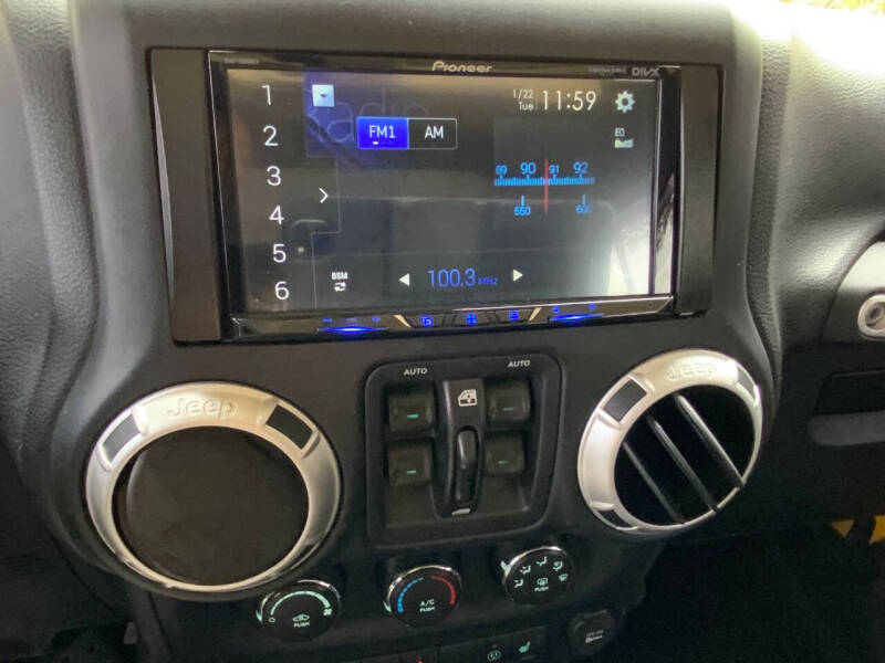 2015 Jeep Wrangler Unlimited Sahara