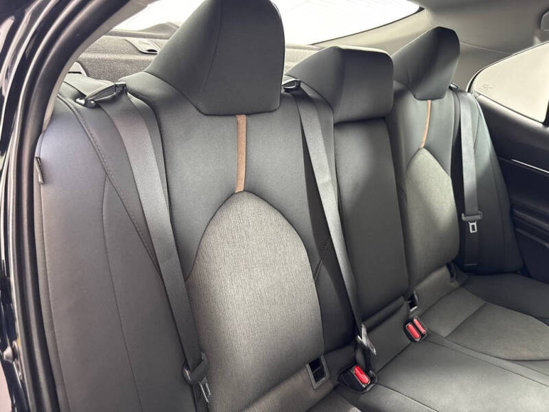 2019 Toyota Camry LE