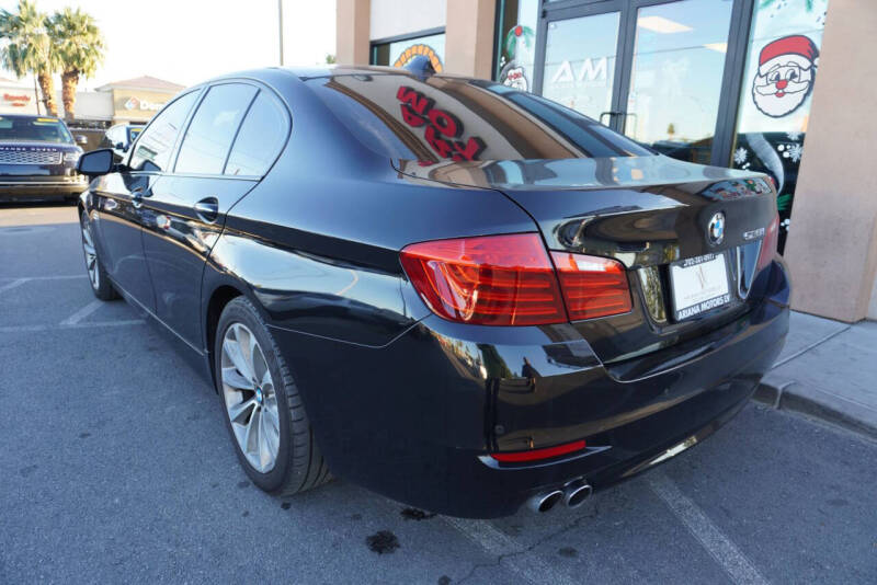 2015 BMW 5 Series 528i