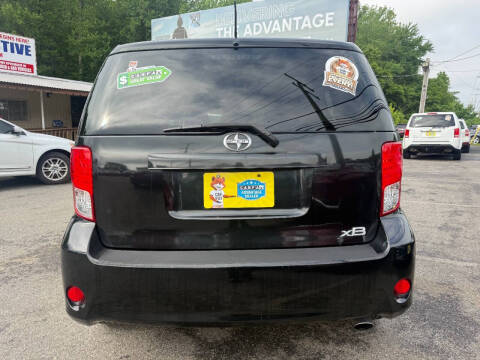 2012 Scion xB Release Series 9.0