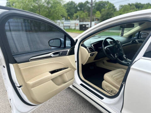 2015 Ford Fusion SE