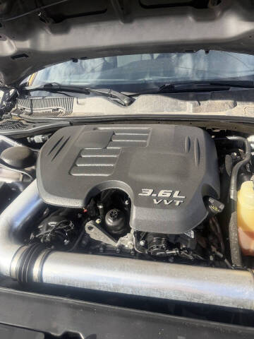 2018 Dodge Challenger SXT Plus