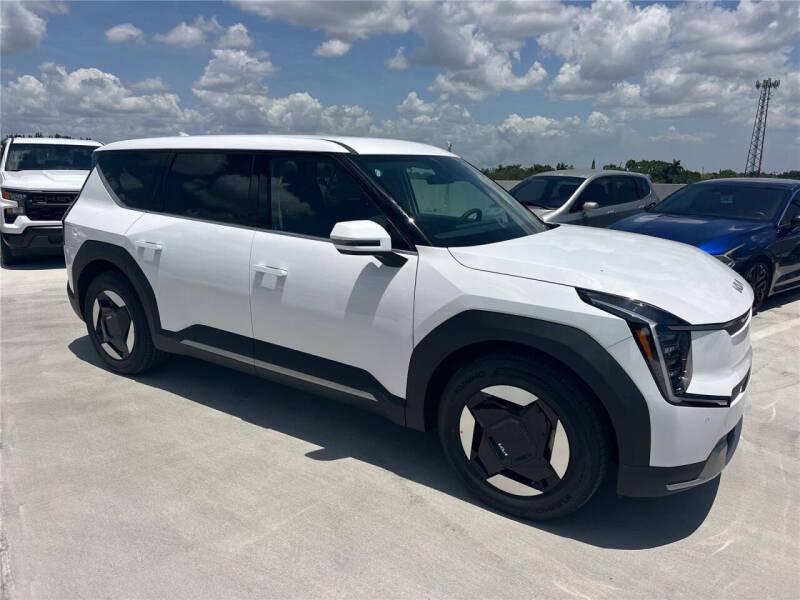 2026 Kia EV9 Light