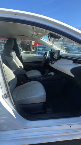 2022 Toyota Corolla LE