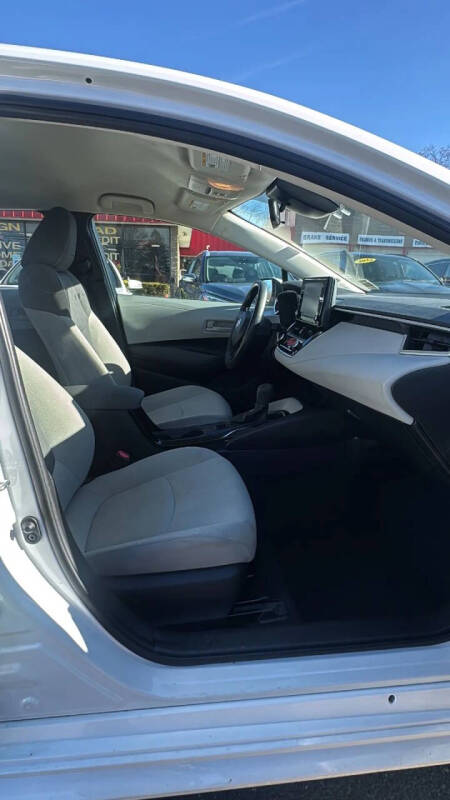 2022 Toyota Corolla LE