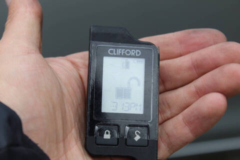 2011 Toyota Sienna LE 7-Passenger Auto Access Seat