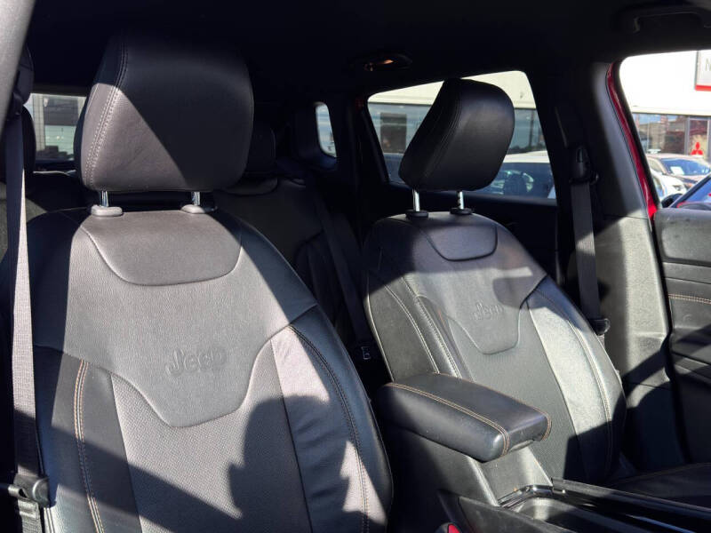 2022 Jeep Compass (Red) Edition