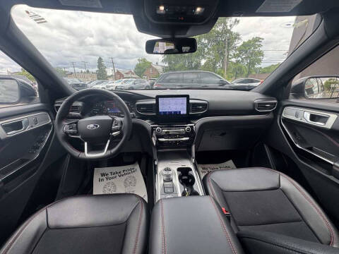 2024 Ford Explorer ST-Line