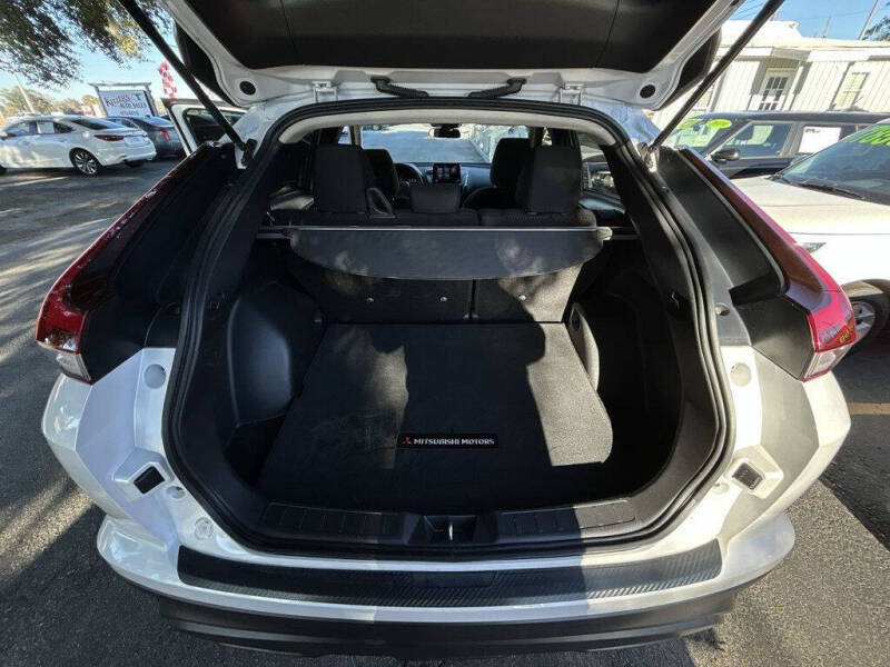 2022 Mitsubishi Eclipse Cross LE