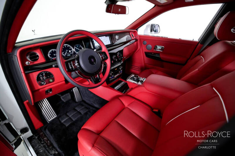 2024 Rolls-Royce Phantom