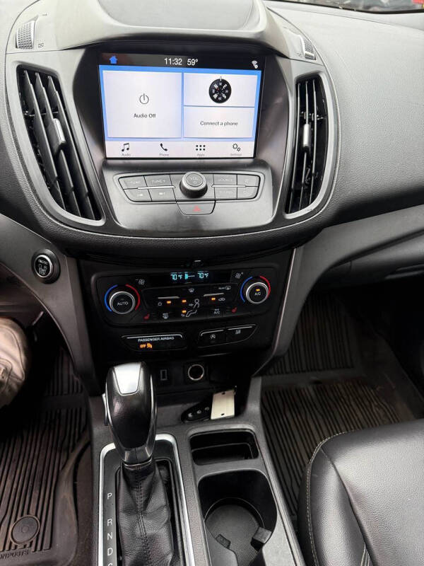 2019 Ford Escape SEL