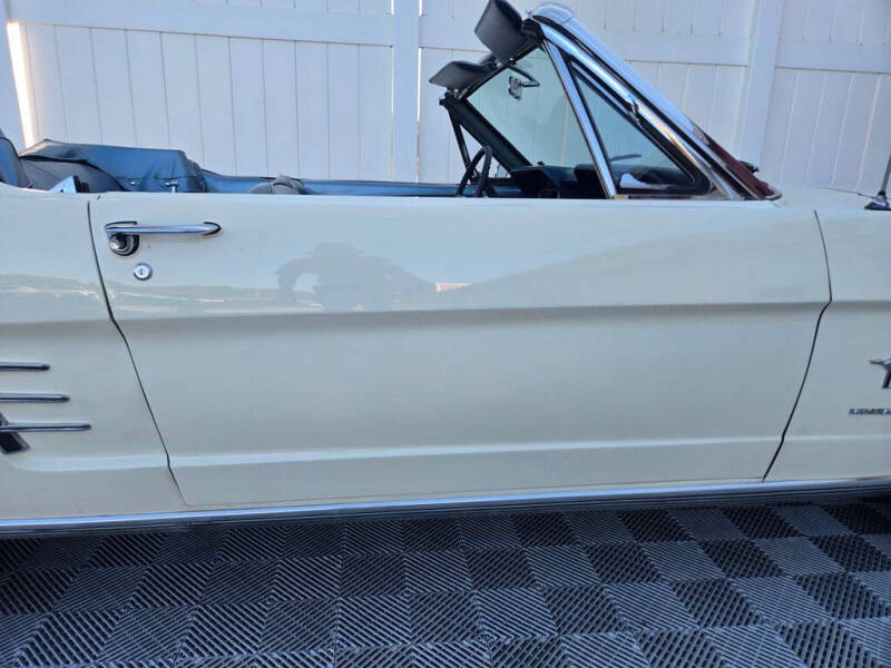 1966 Ford Mustang
