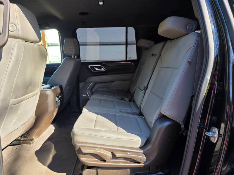 2021 Chevrolet Suburban LT