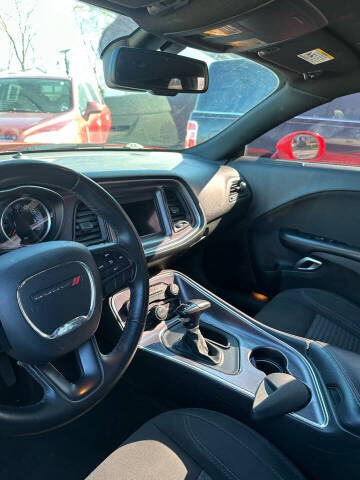 2018 Dodge Challenger SXT