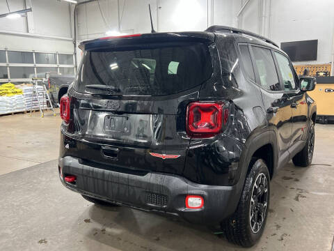 2023 Jeep Renegade Trailhawk