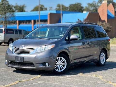 2013 Toyota Sienna