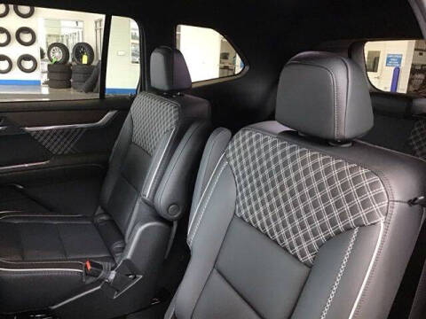 2025 GMC Acadia Denali