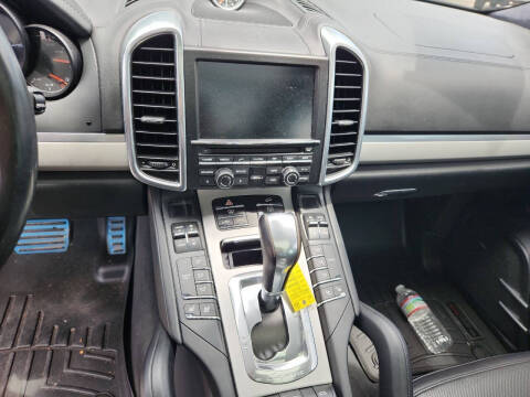 2015 Porsche Cayenne Turbo