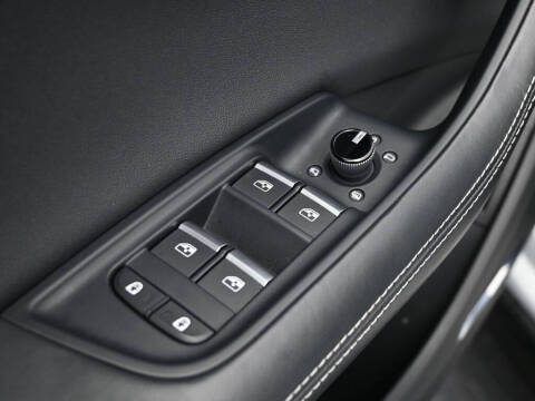 2022 Audi Q8 quattro Premium Plus 55 TFSI