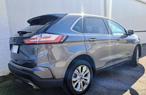 2022 Ford Edge Titanium