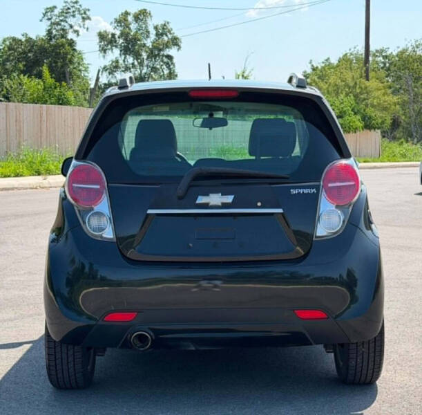 2014 Chevrolet Spark 2LT Manual