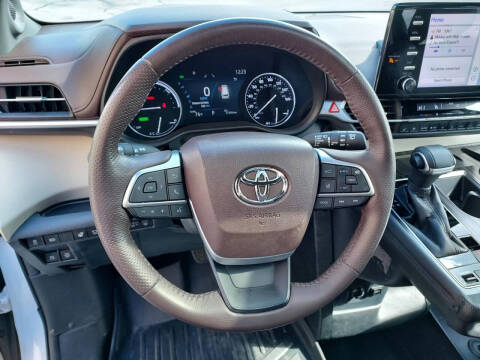 2021 Toyota Sienna Platinum 7-Passenger