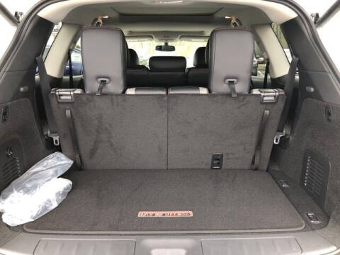 2019 Nissan Pathfinder SL