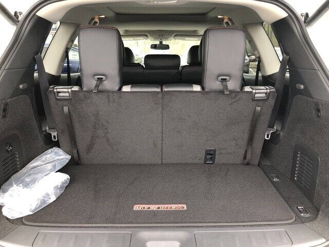 2019 Nissan Pathfinder SL