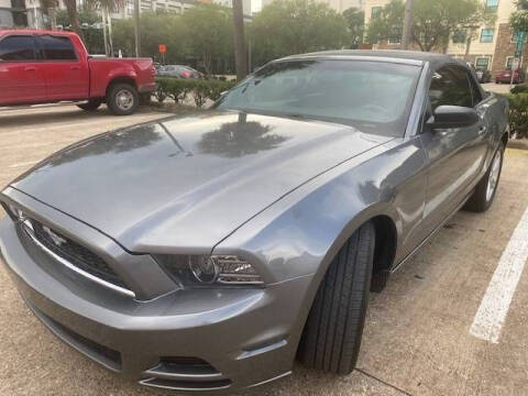 2014 Ford Mustang V6