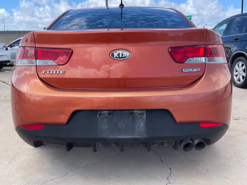 2010 Kia Forte Koup SX