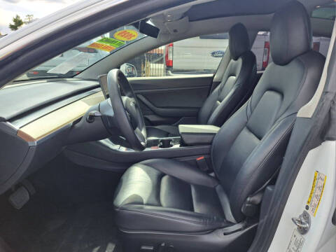 2020 Tesla Model 3 Standard Range Plus