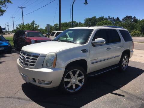 2007 Cadillac Escalade for sale at Premier Motors LLC in Crystal MN