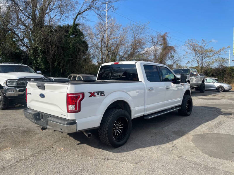 2015 Ford F-150 XLT photo 3